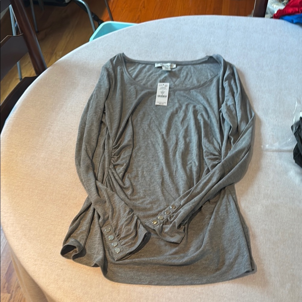 White House Black Market Gray Long Sleeve Blouse NWT Small